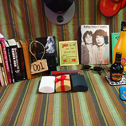 �s���[BOX